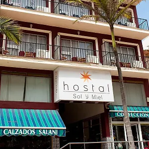 https://hostal-sol-y-miel.1costadelsol.com